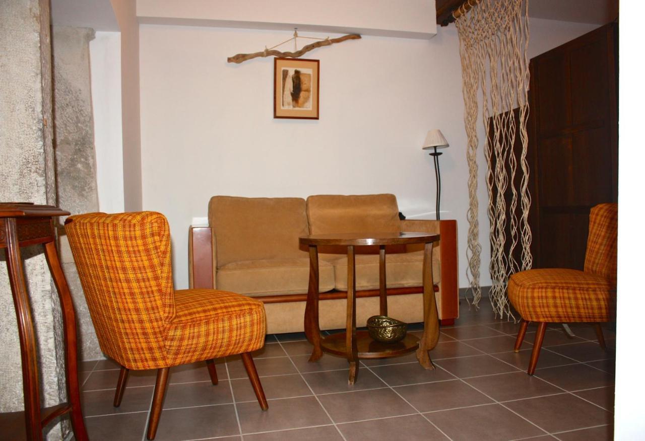 Les Chambres De Blanot Blanot  Exterior foto